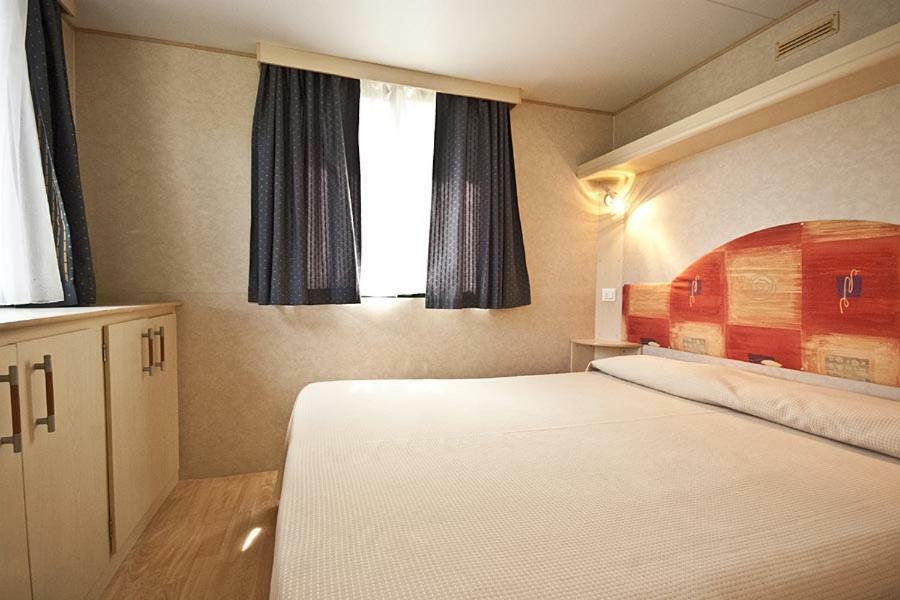 Acquaviva Village Camping Portoferraio Eksteriør billede