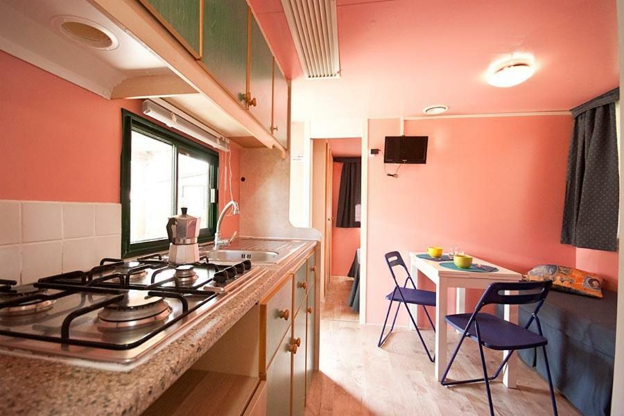 Acquaviva Village Camping Portoferraio Eksteriør billede